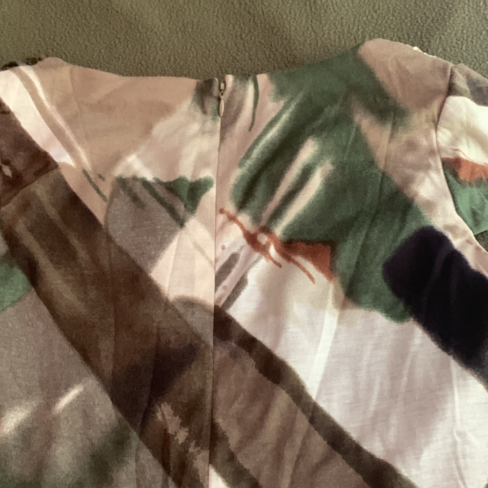 Coldwater Creek short sleeve multi color dress.  Zip back. Size 6 - Picture 5 of 8